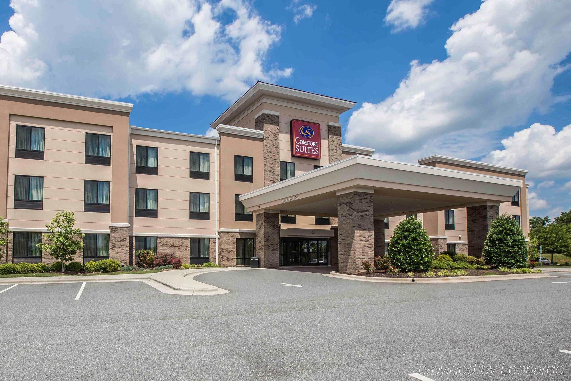 คอมฟอร์ต สวีท วิตเซตต์ - กรีนส์โบโร อีสต์ Hotel Whitsett ภายนอก รูปภาพ